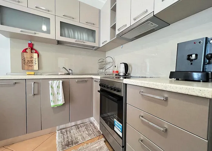 Blue Horizon Seaside Gem شقة